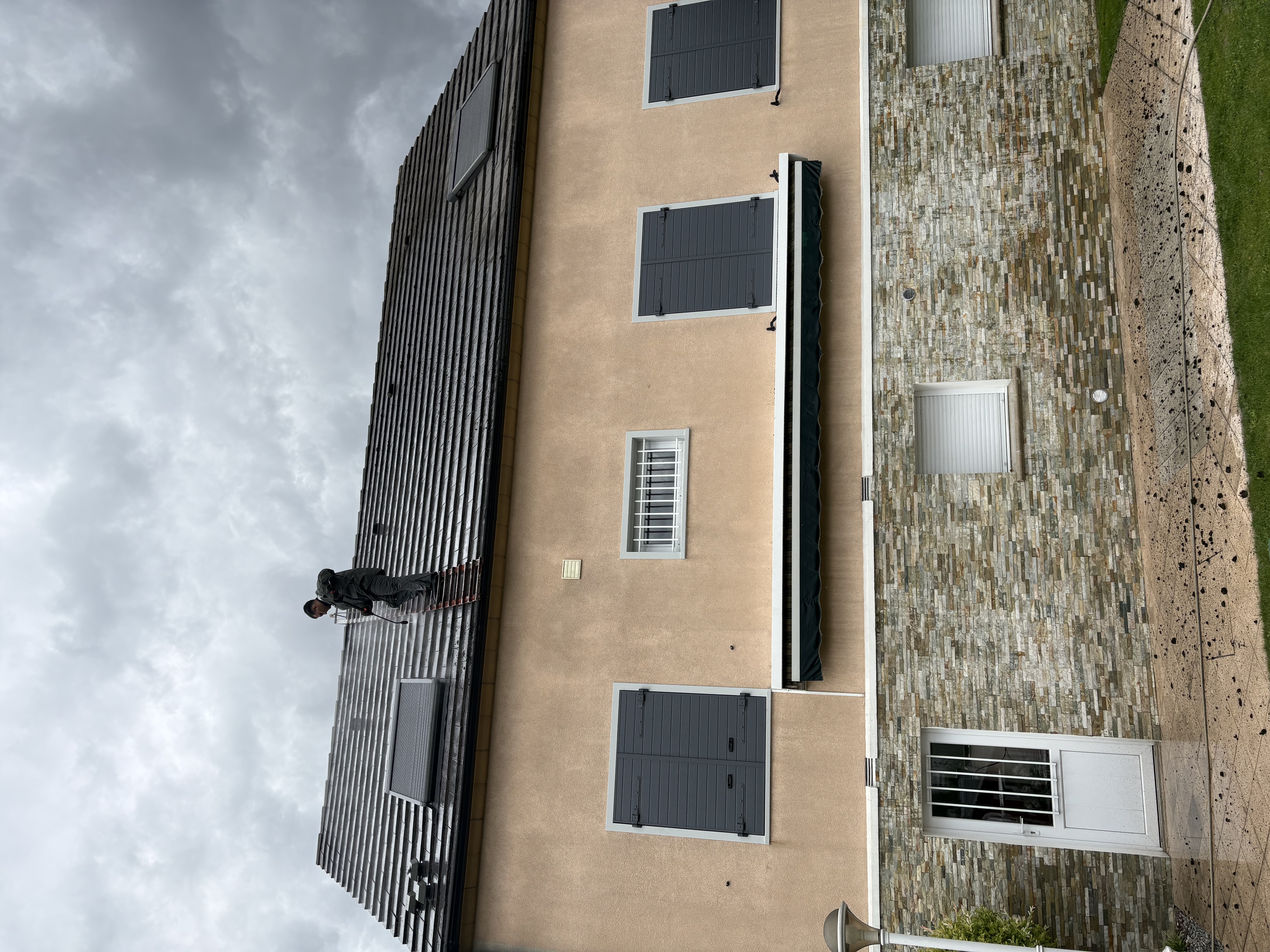 Réalisation Nettoyage & Démoussage — SCH Couverture (7)